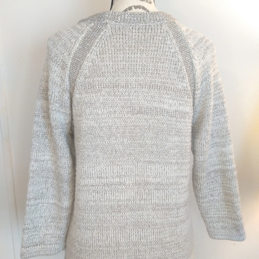 The limited Grey Sweater - Picture 2 of 8